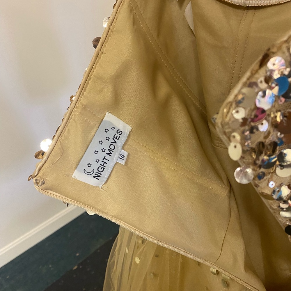 Prom/Formal Dress - Picture 4 of 4